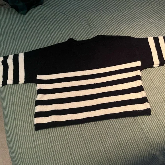 Z Supply Black and White Stripe Sweater - Picture 4 of 6